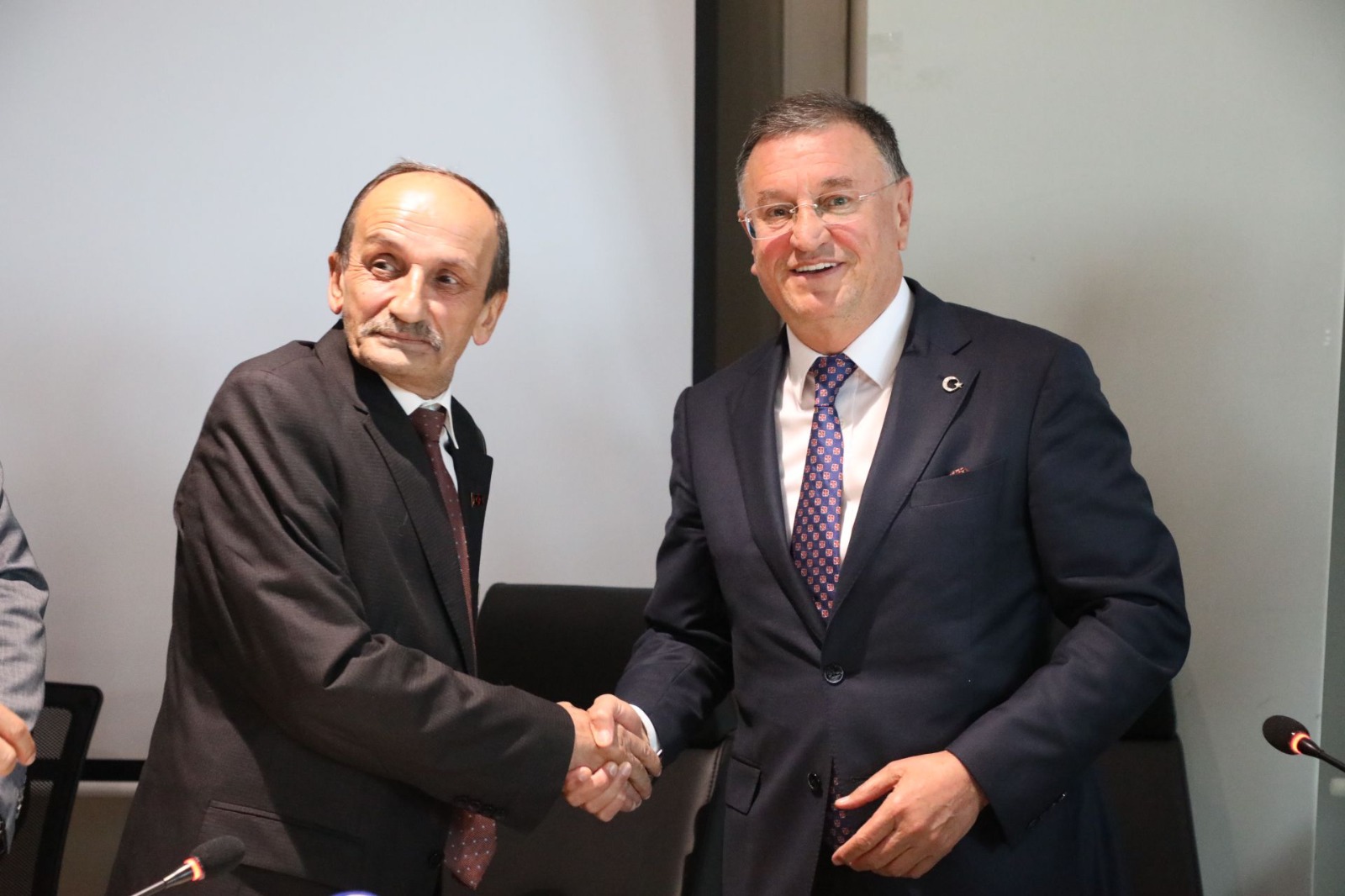 HBB Başkanı Savaş “Adayını Çeken Adalet Partisi Genel Merkezine Teşekkür Ediyorum”
