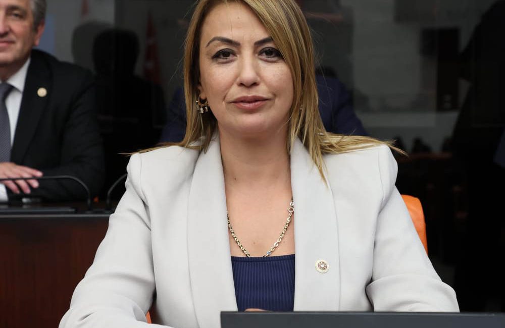 YILDIRIM KARA: SAYIN BAKAN MEMLEKETİNİN SORUNLARINA DA KULAK VERMELİ