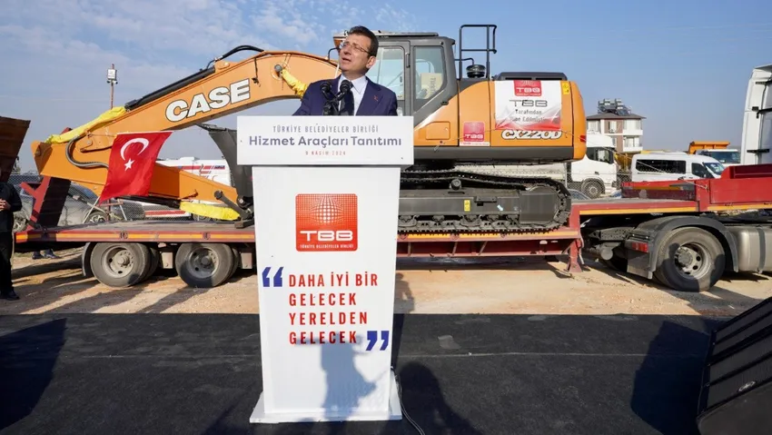 EKREM İMAMOĞLU HATAY’DA TBB HİZMET ARAÇLARI TANITIM PROGRAMINDA KONUŞTU