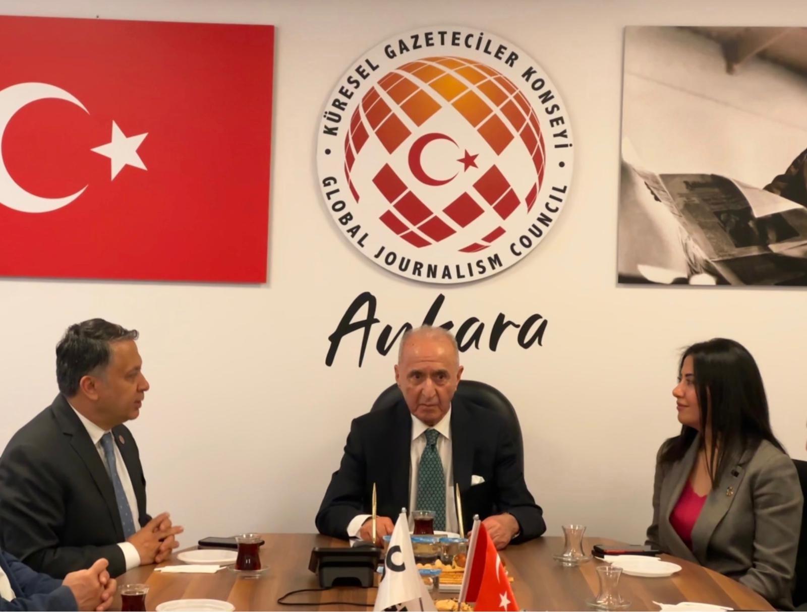 Hikmet Çetin “Recep Tayyip Erdoğan Hepimizin Cumhurbaşkanı Olmalı”